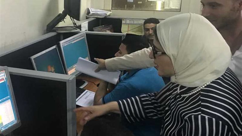 وزيرة الصحة تراجع