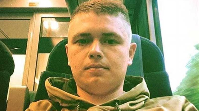 شاب يهشم رأس الأم