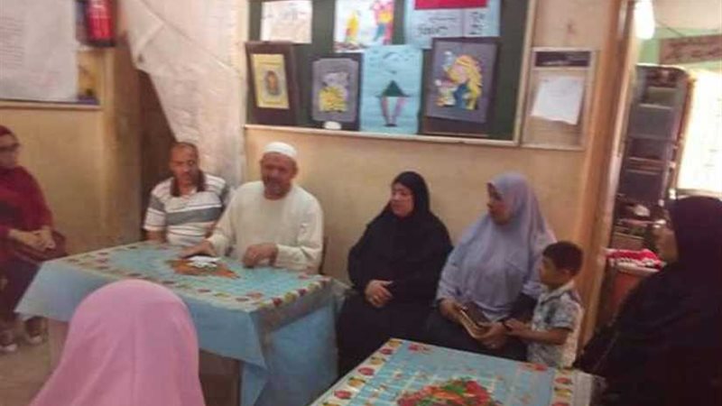 محاضرات ثقافية وأفلام