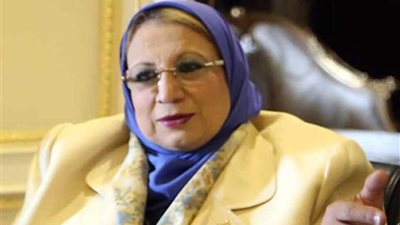 إيناس عبد الحليم تنتهي من تعديل قانون الطفل وتشديد العقوبة على إهمال الوالدين لأطفالهما