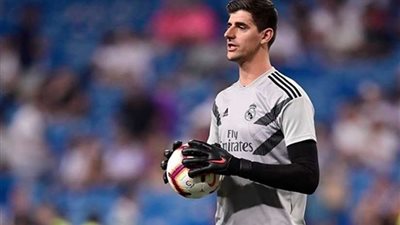 مشاركة كورتوا الأولى ونجاة برشلونة من التعادل تتصدر عناوين الصحف الاسبانية