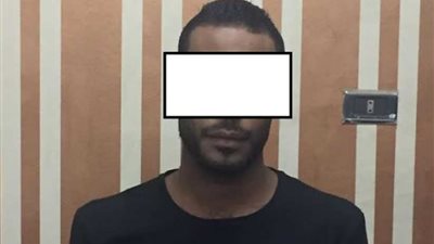 القبض على عامل يتاجر بالعملة الأجنبية في سوهاج