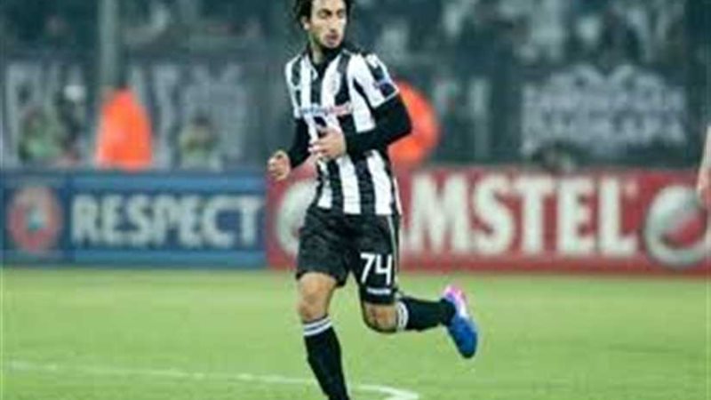 وردة يقود باوك اليوناني