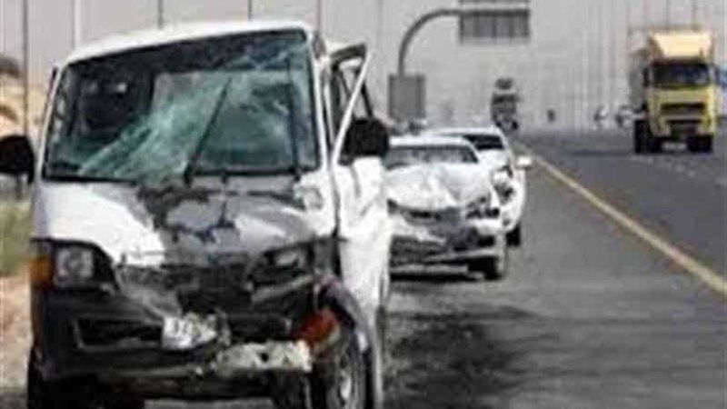 إصابة 3 في حادث تصادم