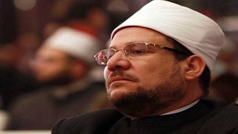 وزير الأوقاف يلقي