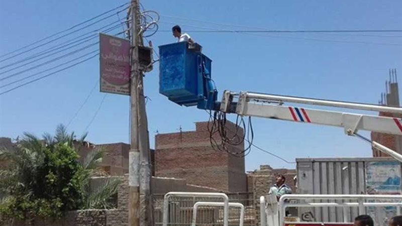 صيانة أعمدة الإنارة