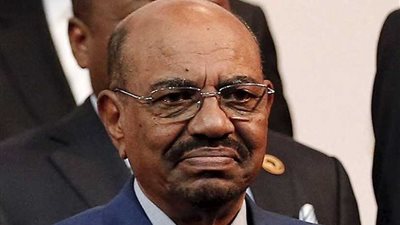 الرئيس السوداني يوجه بإيقاف تجنيس اللاعبين الأجانب