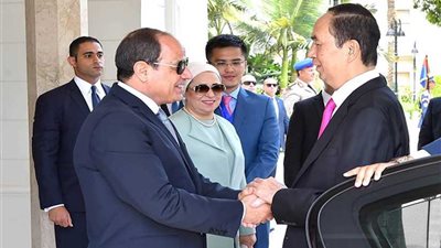 حفاوة مصرية كبيرة بالرئيس الفيتنامي وقرينته