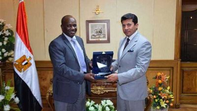 أشرف صبحي يستقبل وزير الشباب والرياضة السوداني