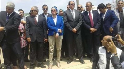 وزيرة البيئة تتفقد الميكنة الزراعية بالسنبلاوين