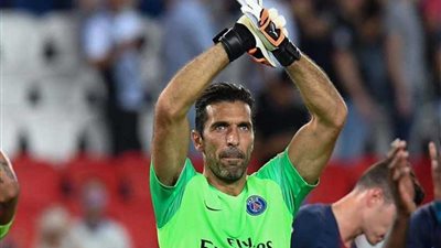 بوفون: التوتر أقل في فرنسا من إيطاليا