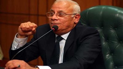 محافظ بورسعيد يشهد فعاليات الدورة التأهيلية للشباب بالهيئة الاقتصادية لمحور القناة