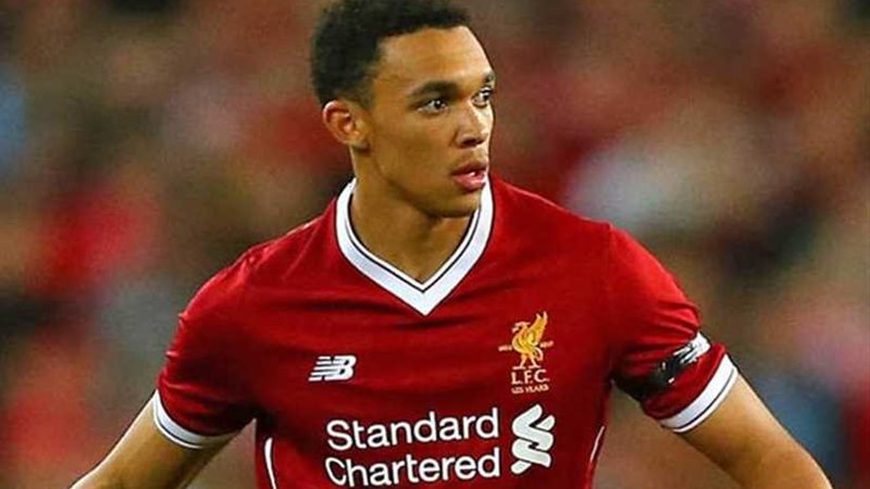 مدافع ليفربول: صلاح