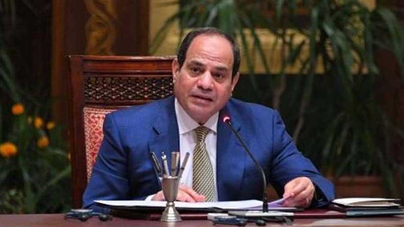 الرئيس السيسي يستعرض