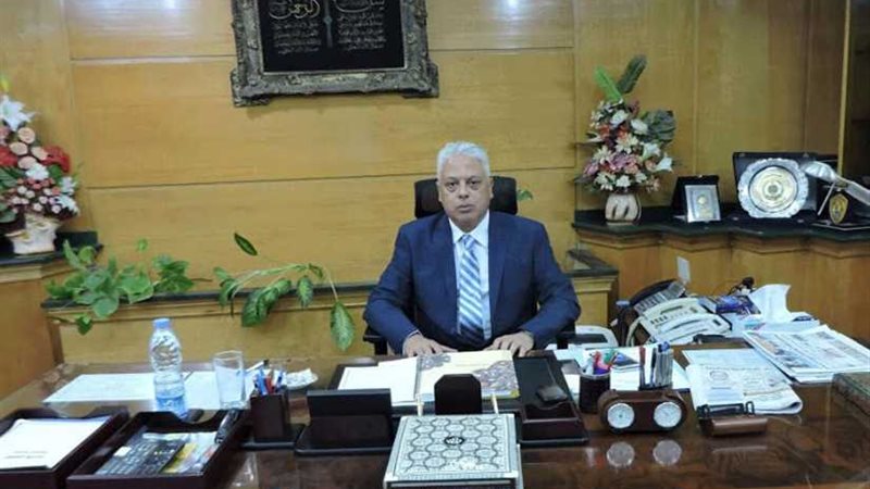 ضبط عامل زراعى بحوزته