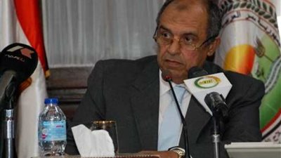 وزير الزراعة يشدد على سرعة الانتهاء من تفعيل منظومة كارت الفلاح