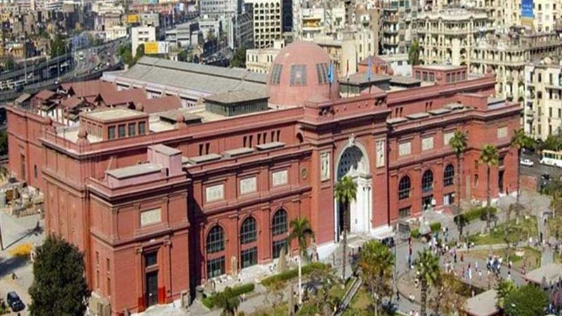 معرض بين الأمس والغد..الفن