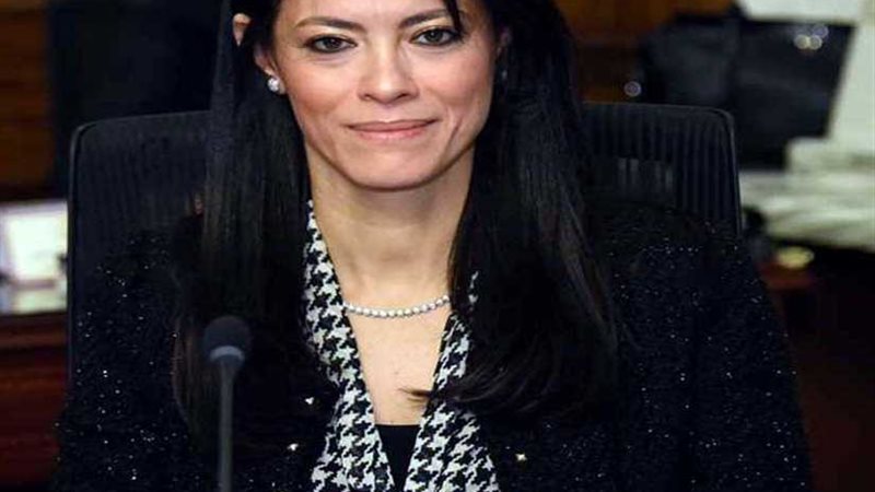 وزيرة السياحة: حل