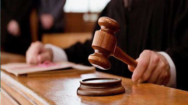 السجن لمتهم ثلاث