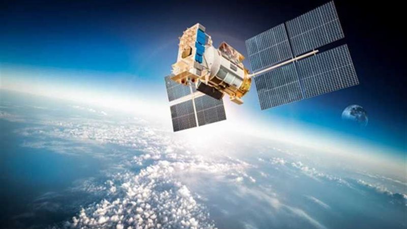 الإمارات تطلق ثالث