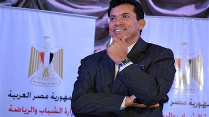 وزير الشباب والرياضة