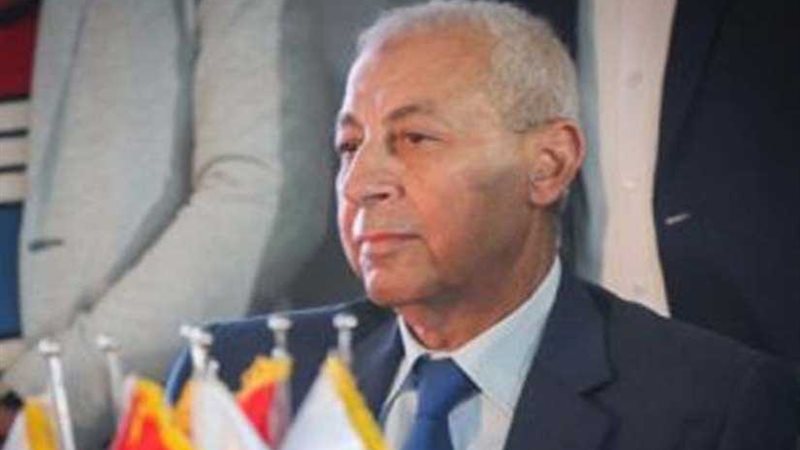 محافظ أسوان يفتتح