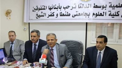 بمشاركة الشيخ: 