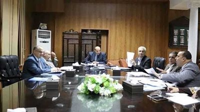 دورات إعداد قيادات للعاملين بجامعة بنى سويف