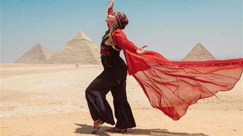 المغنية الأمريكية