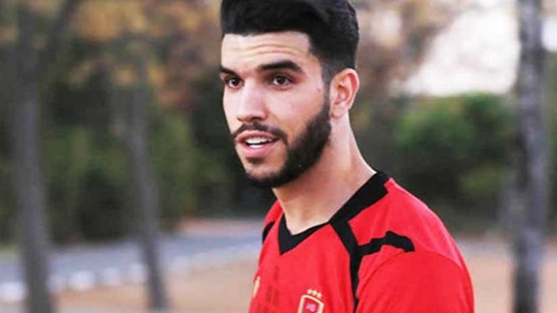 وليد أزارو يطير إلى