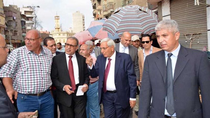 محافظ الدقهلية يستمع