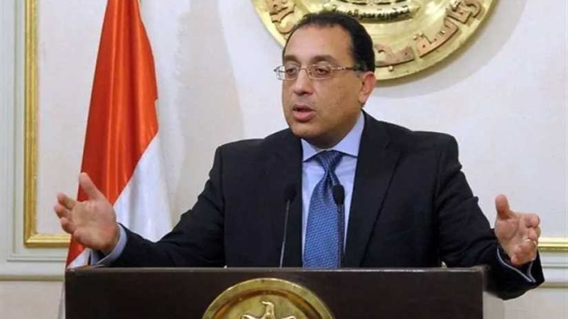 رئيس الوزراء يتابع