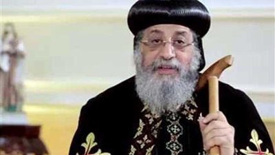 البابا تواضروس يصل أسيوط وسط إجراءات أمنية مشددة