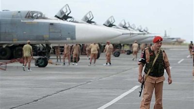 الدفاع الروسية: إسقاط طائرتين مسيرتين أطلقتا من إدلب نحو حميميم