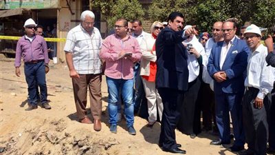 محافظ القليوبية يتفقد مشروعات خدمية بقليوب.. صور
