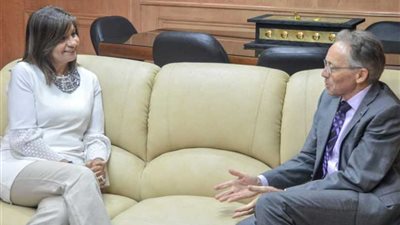 وزيرة الهجرة تلتقي السفير الأسترالي بالتزامن مع انتهاء أعماله بالقاهرة