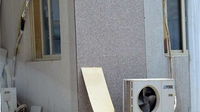 طالب يقيم دعوى قضائية ضد وزير التعليم بسبب تعطل تكييف في المدرسة