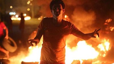 حرق عدد من مقرات الأحزاب في محافظة البصرة العراقية