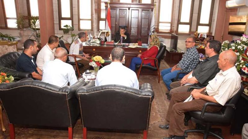 محافظ بني سويف يتابع