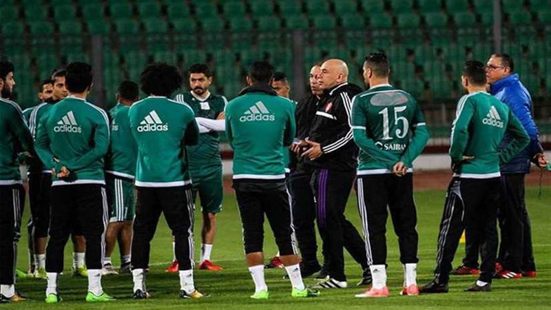 المصري يستأنف تدريباته