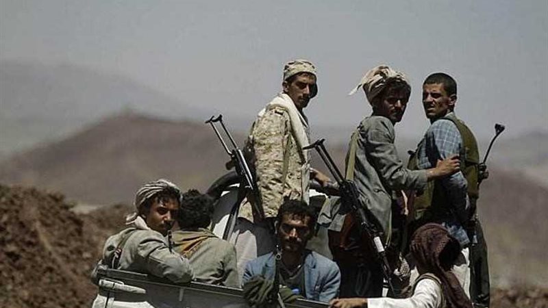 ميليشيات الحوثي تنهب