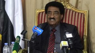 مندوب السودان بالجامعة العربية يطالب بتحرك عربي لمواجهة وقف التمويل الأمريكي لـ