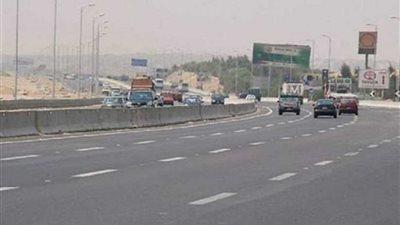 انتظام حركة المرور على الطريق الصحراوي بالإسكندرية بعد تعطلها 15 دقيقة