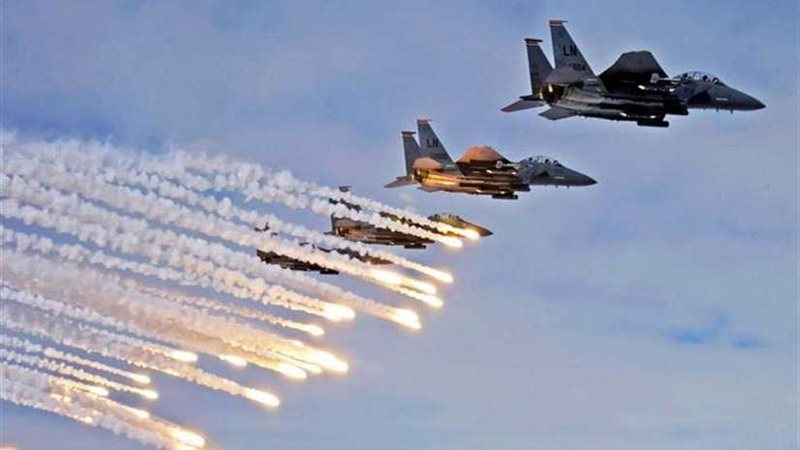 طائرات التحالف تدمرعربة