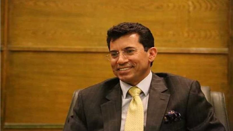 وزير الشباب والرياضة