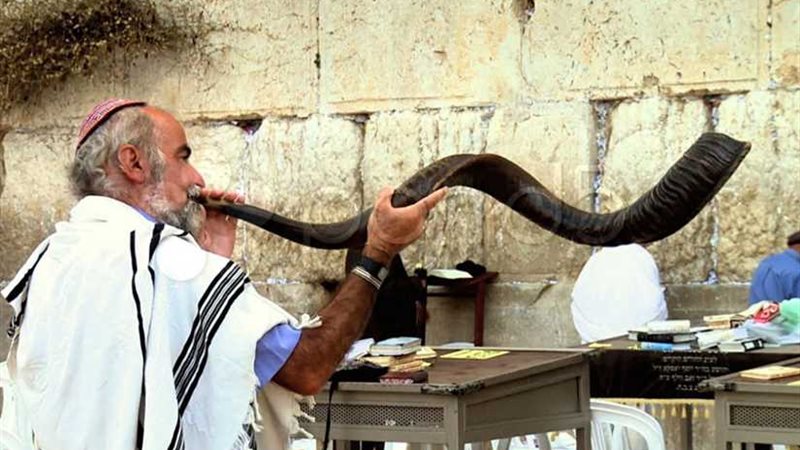 إيفينكا ترامب تهنئ