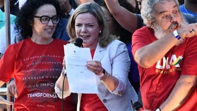 لولا دي سليفا يؤكد إصراره على خوض انتخابات الرئاسة البرازيلة المقبلة