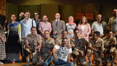 نائب محافظ بورسعيد يشهد العرض المسرحي 