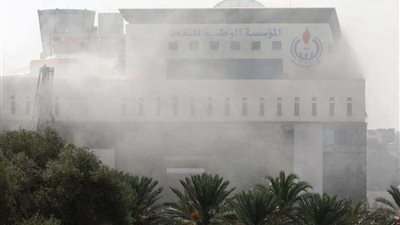 قتيلان و10 جرحى جراء هجوم داعش على مؤسسة النفط الليبية