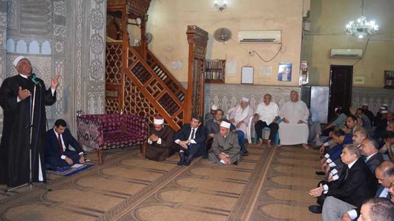 محافظ المنيا يشهد